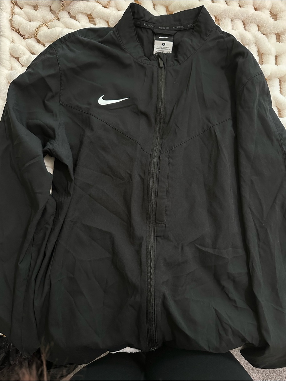 Nike Black Men's Full-Zip Windbreaker with White Swoosh